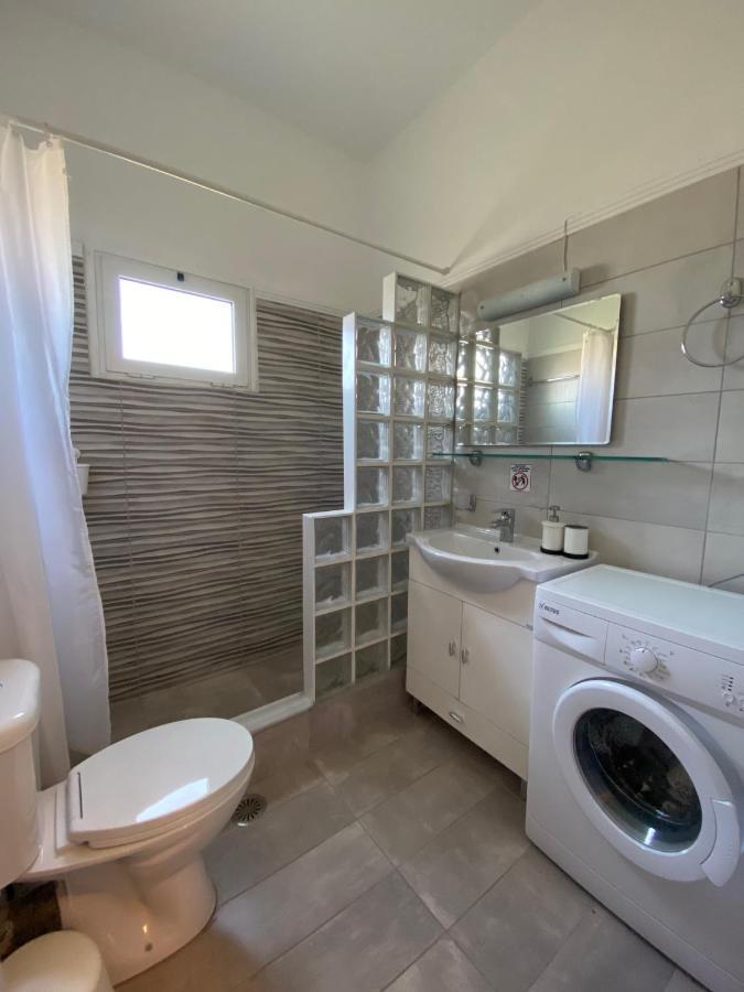 Mpanos Sea Apartment 2 로우트라 오라이아스 엘레니스 외부 사진